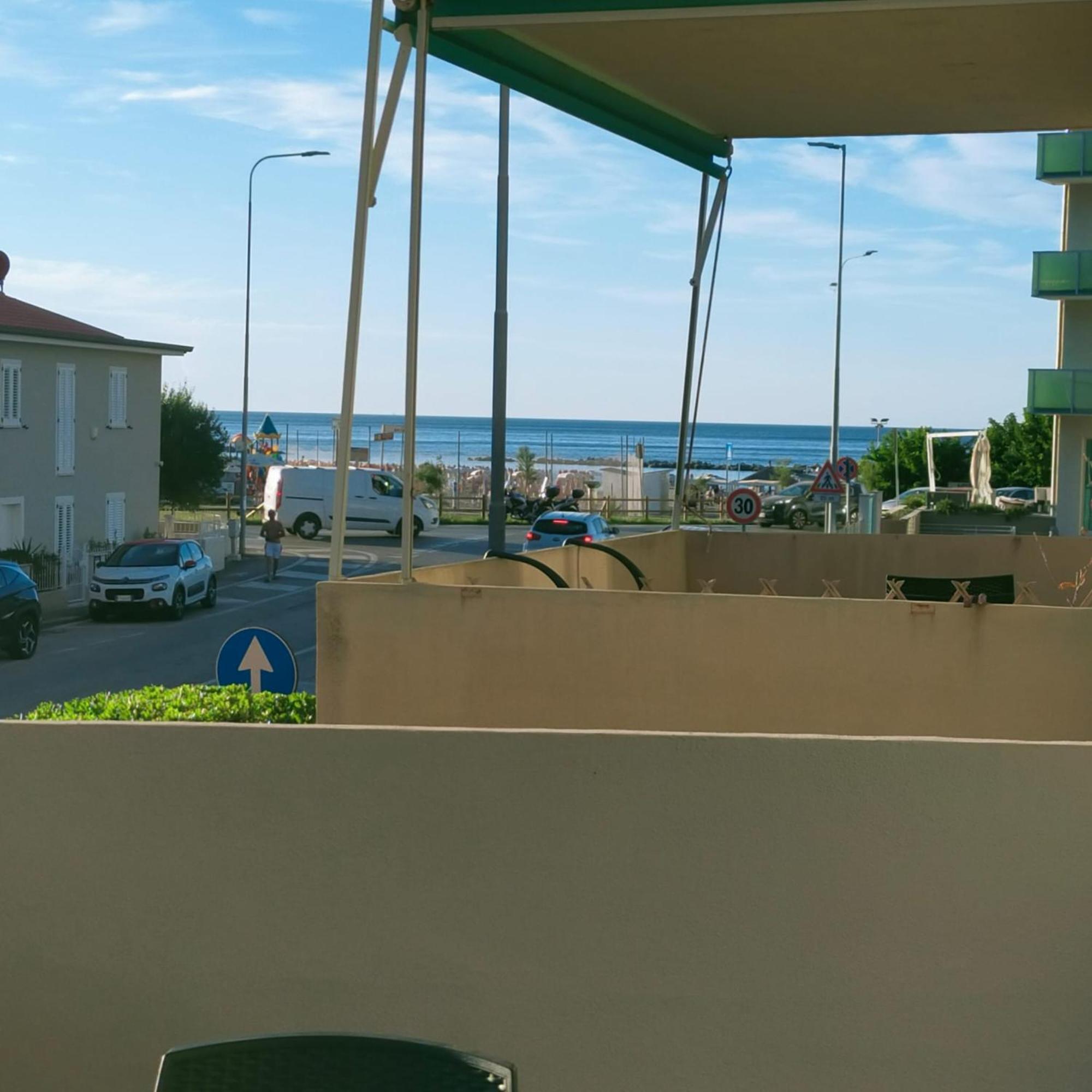 Appartamento Azzurro Pesaro Eksteriør billede